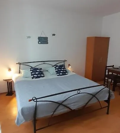 Apartmani Kljunak Zaton  Exterior photo