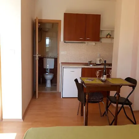 Apartmani Kljunak Zaton  Exterior photo